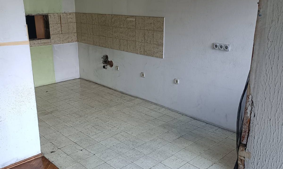 IMG-6860b71452abe1c270aa94712422cd11-V