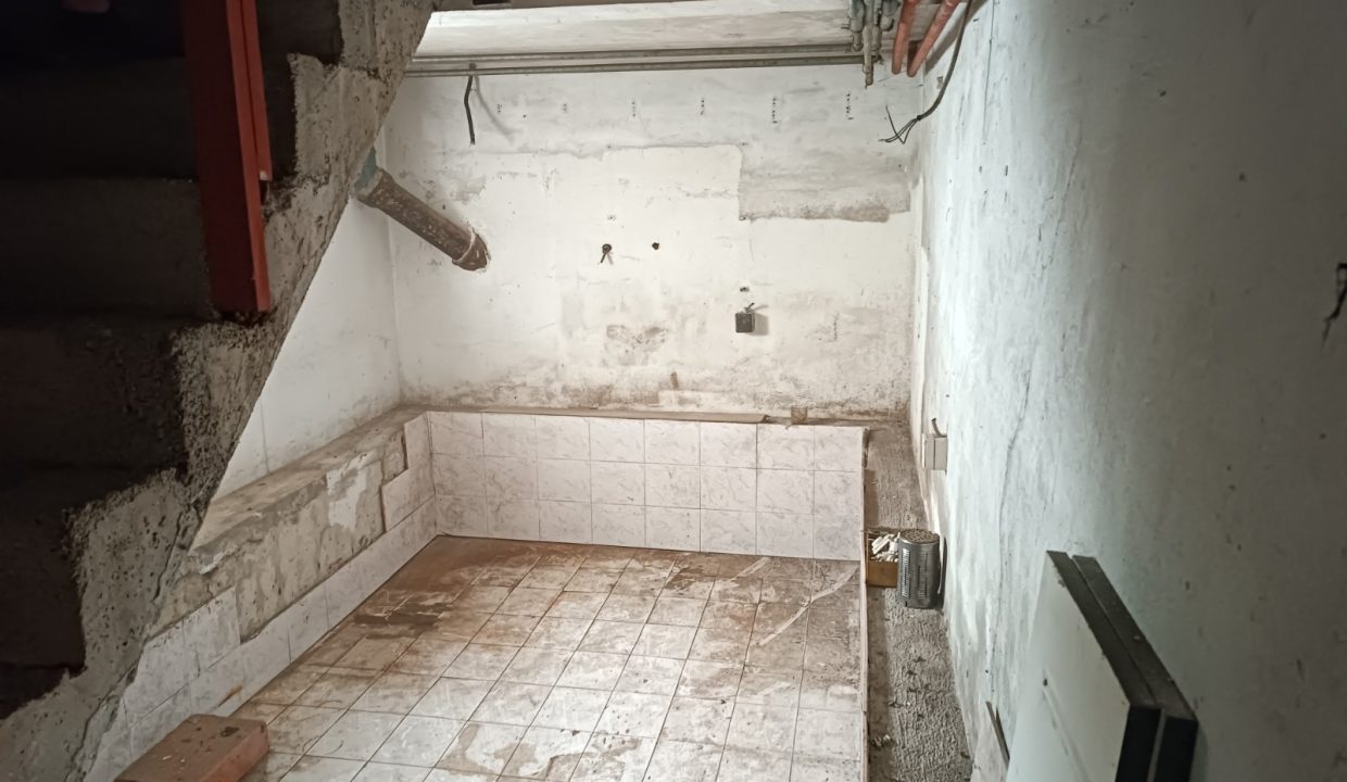 IMG-7569de772e3b665b140dc93183f32648-V