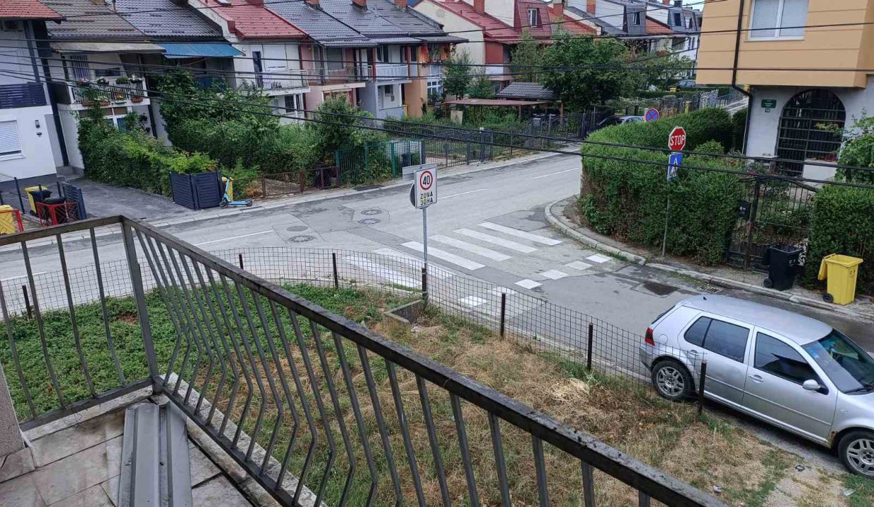 IMG-7d7e38fec05170a8108be9065610569b-V