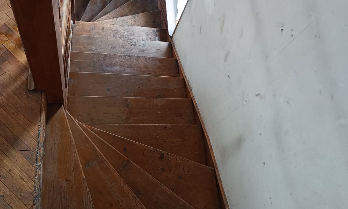 IMG-d05ef914f24aa8c791ffa4056e5fd023-V